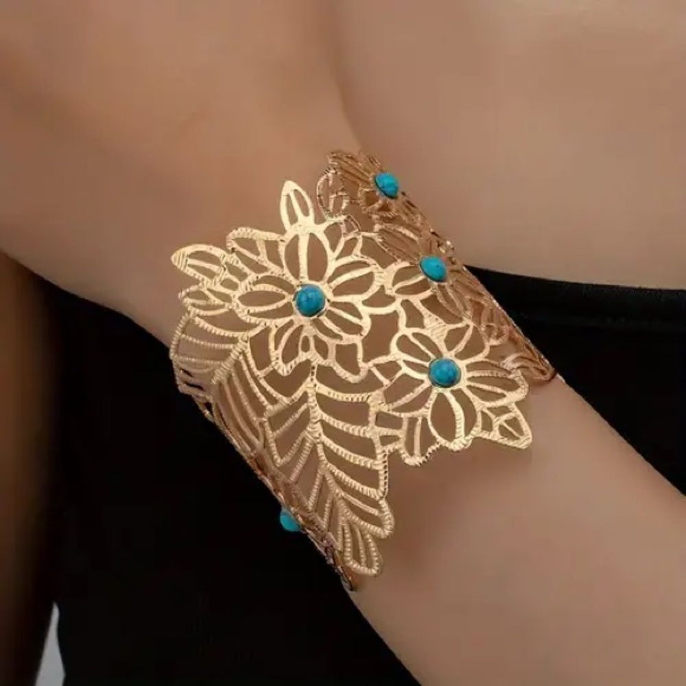 Gold plated Elegant Gold Floral Cuff Bracelet